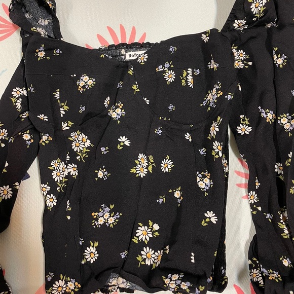 NWOT Reformation Reign Top Daisy Black - Picture 5 of 7